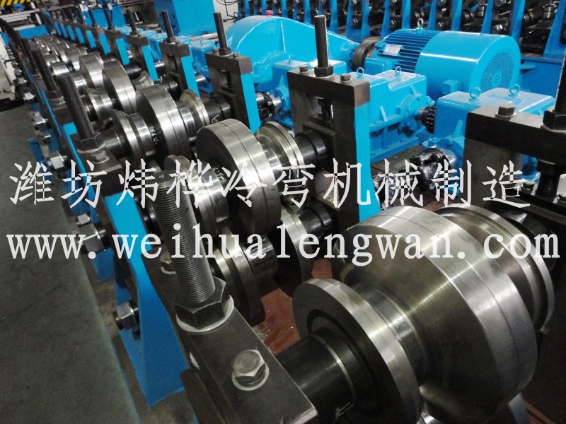 抗震支架成型生產線